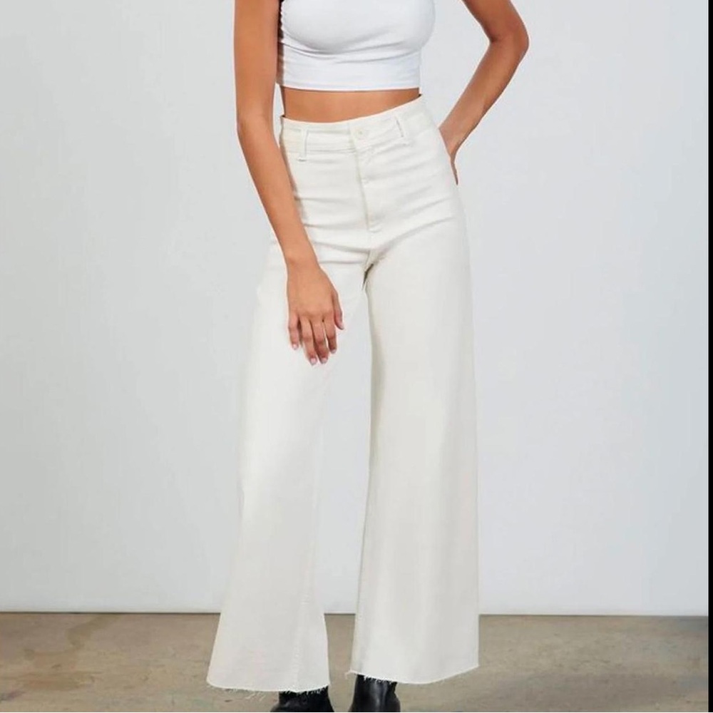 Zara white wide legged jeans